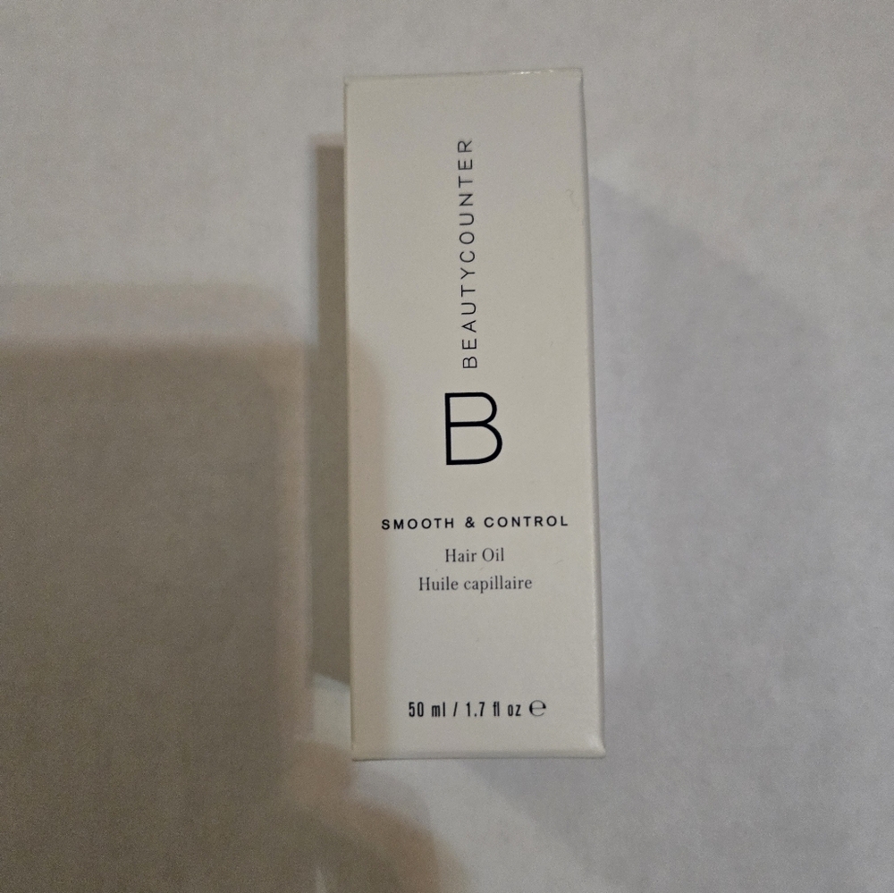 Beautycounter Smooth & Control Hair Oil